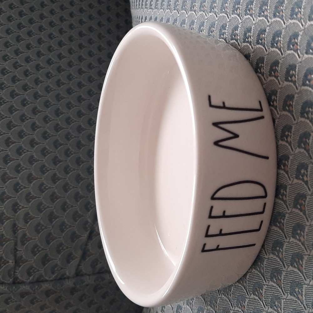 Rae Dunn cat/dog bowel